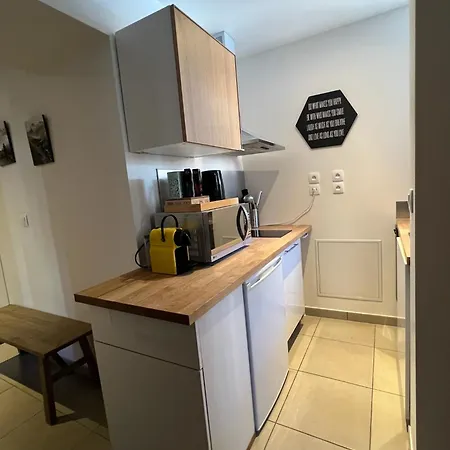 Jaune Genepi - 4 Personnes - 49m2 Et 17m2 Terrasse شقة *